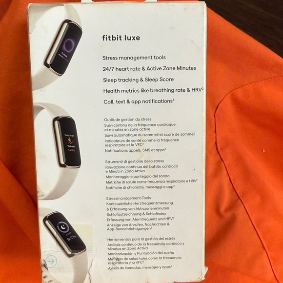 Fitbit luxe new never worn soft gold stainless steel white band - Picture 2 of 2
